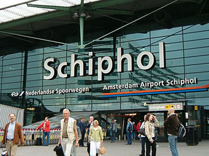 amsterdamski-aerodrom-za-gradnju-koristi-ploce-izradjene-od-trave
