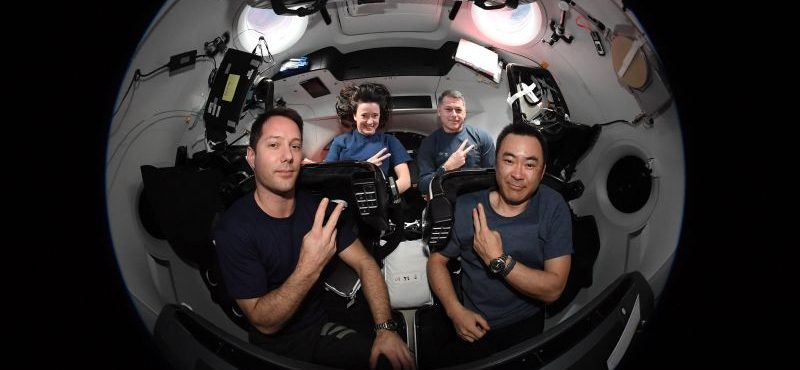 Astronauti-se-danas-vracaju-na-zemlju-a-kljucni-brodski-sustav-je-neispravan