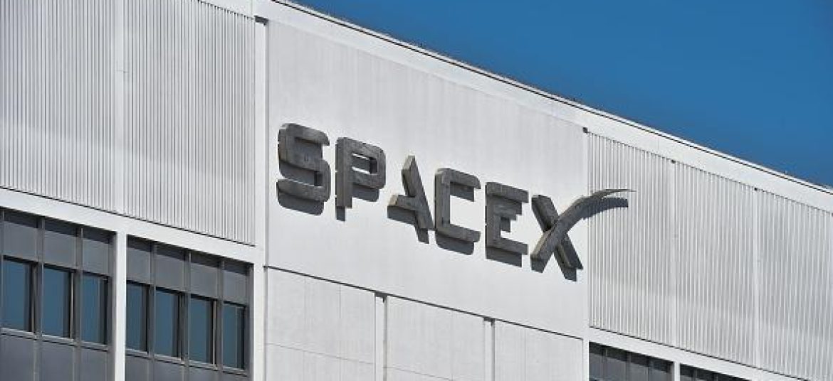 spacex-gradi-spijunsku-satelitsku-mrezu?