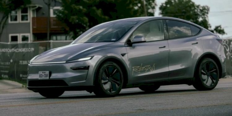 Tesla Robotaxi u Austinu bilježi četiri nesreće