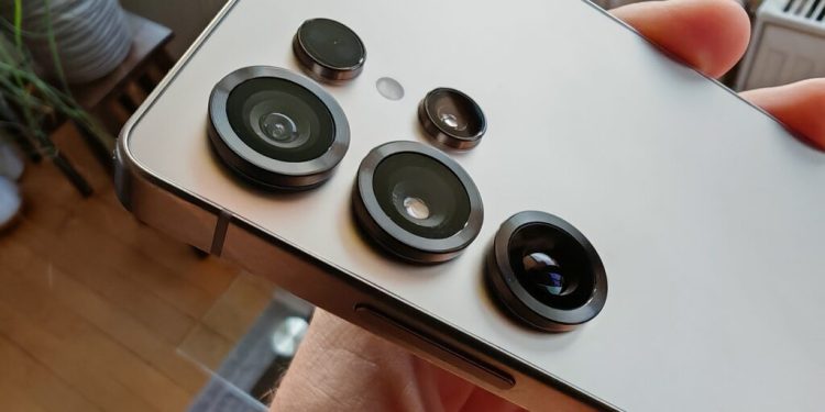 Samsung Galaxy S27 Ultra donosi nove kamere