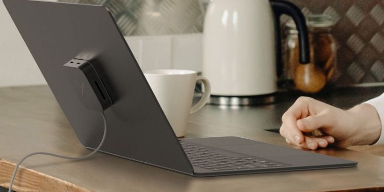 craob-x-je-prijenosno-racunalo-bez-prikljucaka