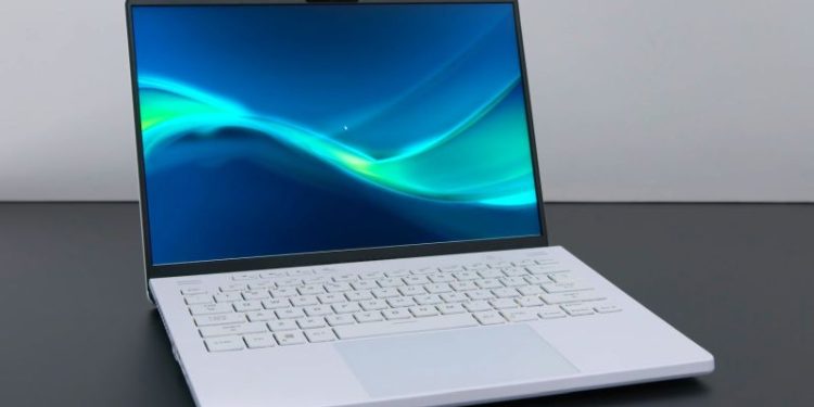 asus-rog-zephyrus-g14-(2022)-recenzija:-odlican-gaming-laptop-malog-formata