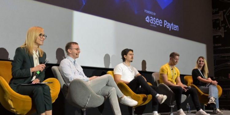 generacija-z:-koriste-bankarske-aplikacije,-ali-vole-i-poslovnice