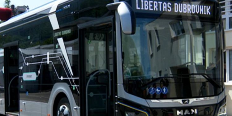 elektricni-autobus-na-probnoj-voznji-dubrovackim-ulicama